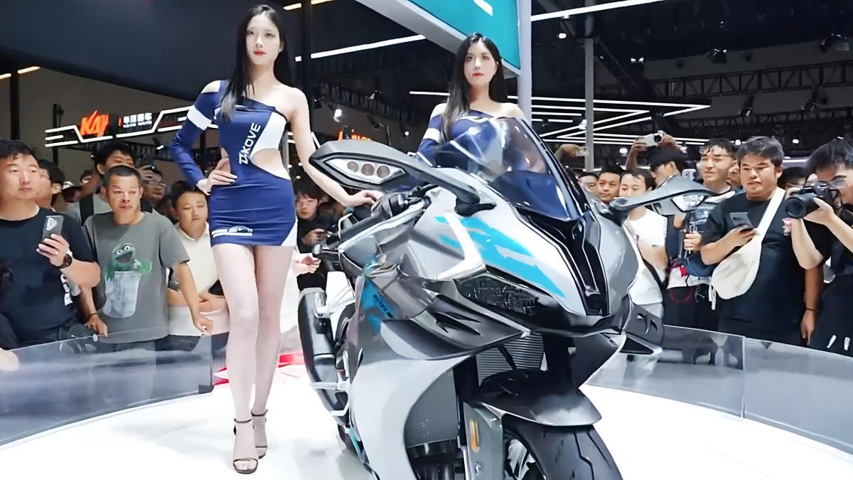 La superbike peso medio con suspensiones electrónicas y sistemas inteligentes que llega de China para dominar, la Kove 650RR