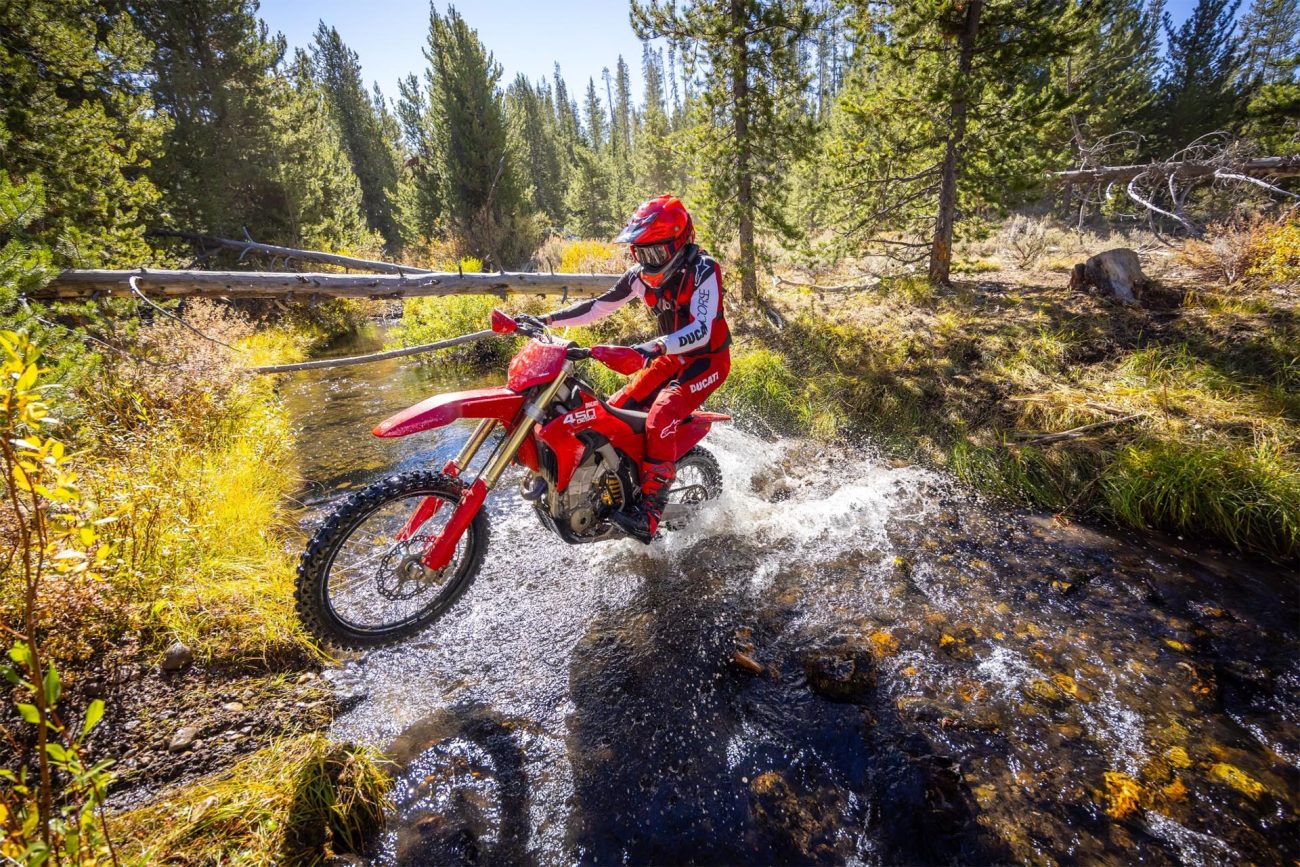 Ducati ya tiene lista su Desmo450 EDX de enduro… para Estados Unidos