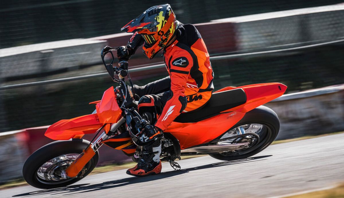 KTM 450 SMR, pequeños cambios en la versión 2026