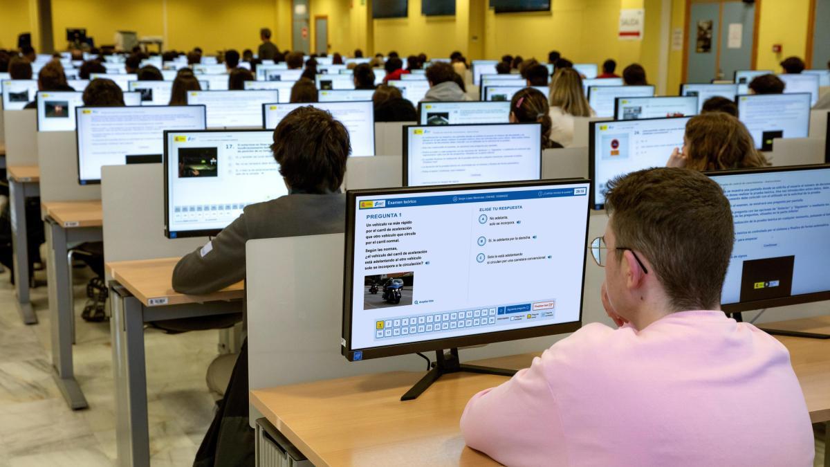 así es el nuevo examen teórico del carnet de conducir en España