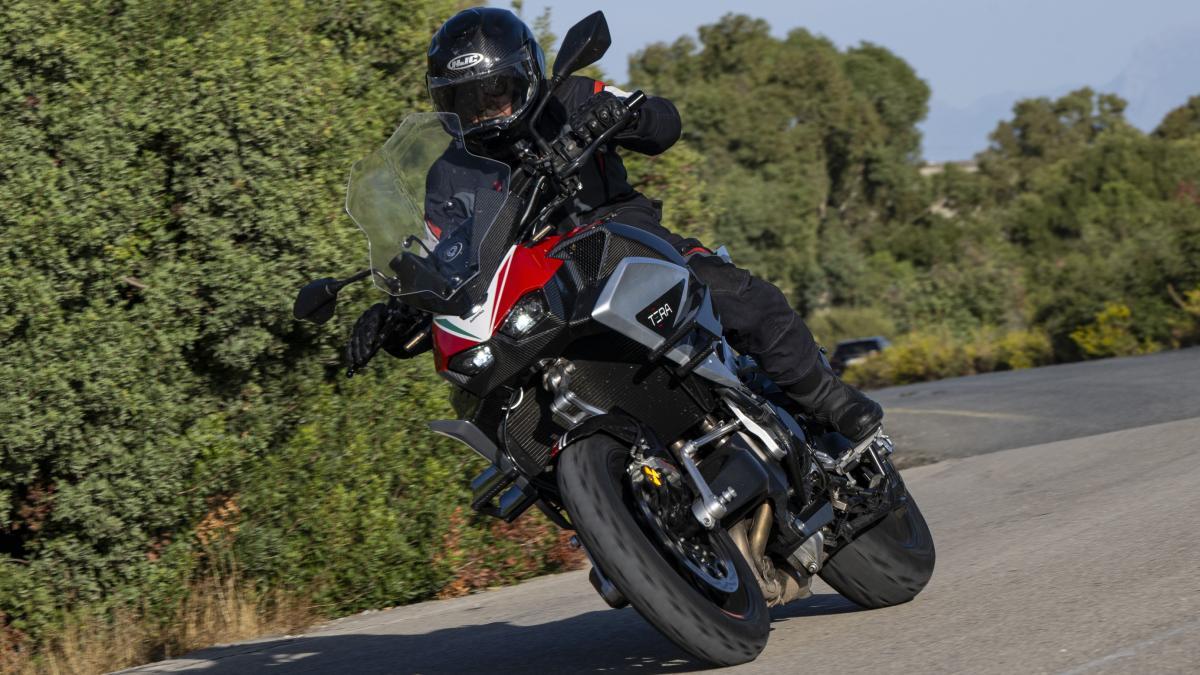 Prueba exclusiva de la Bimota Tera, obra de arte en movimiento