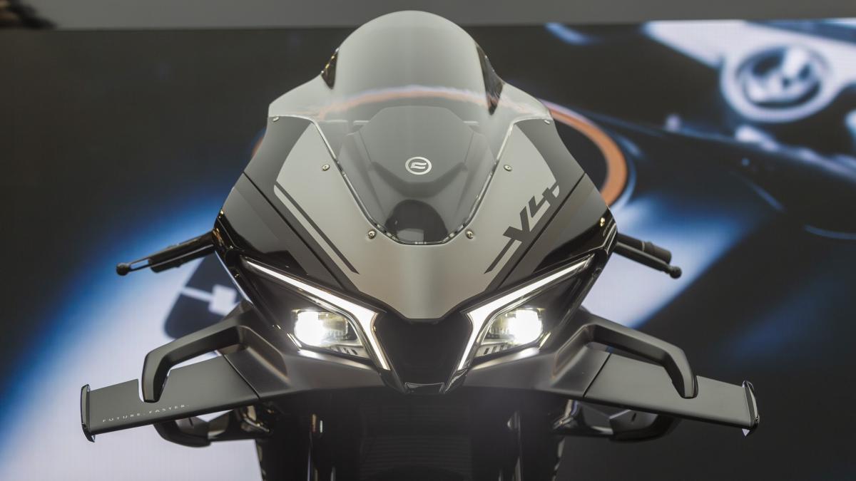 CFMoto trae a Milán una hiperdeportiva con 210 CV y aerodinámica activa, y no solo eso...