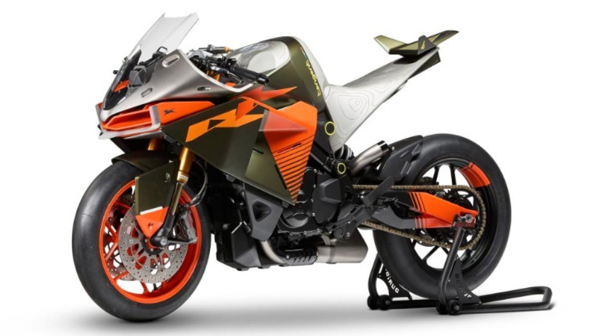 También en la India se hacen motos interesantes, y TVS es el ejemplo de ello