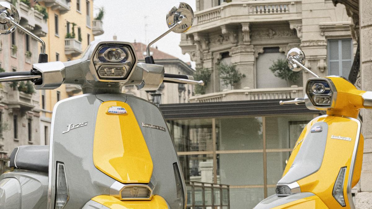 Llega la Lambretta para el carnet de coche más retro y chic, un scooter que rinde homenaje a su legado, y también su primer eléctrico