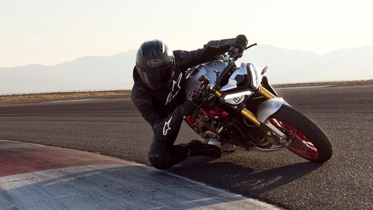 Llegan dos nuevas Triumph Street Triple 765 muy especiales, la RX y la Moto2 Edition