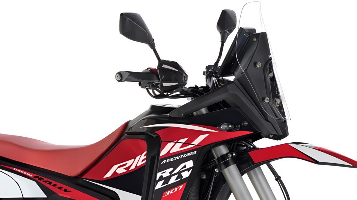 La moto trail offroad española para el carnet A2 preparada para competir en raids y a precio chollo, la hermana más radical