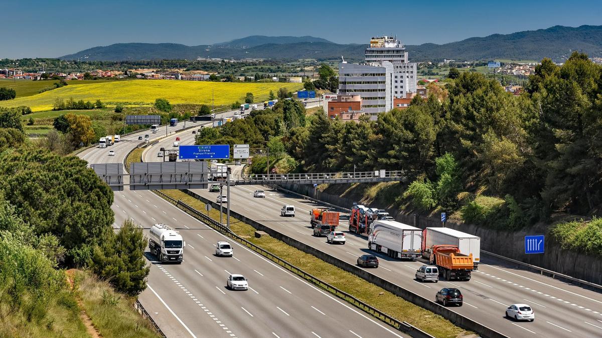 la AP-7 estrena nuevas medidas anti-accidente