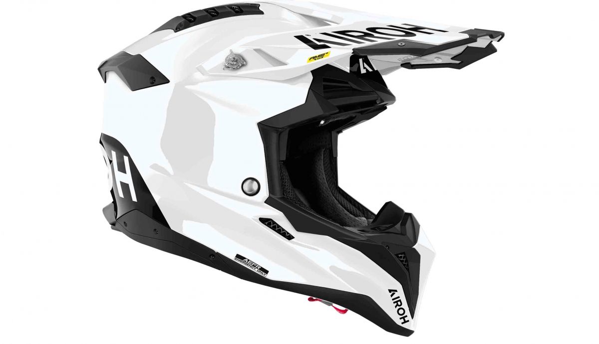 AIROH eleva el listón del off-road con el nuevo Aviator 3 EVO, ya homologado FRHPhe-02