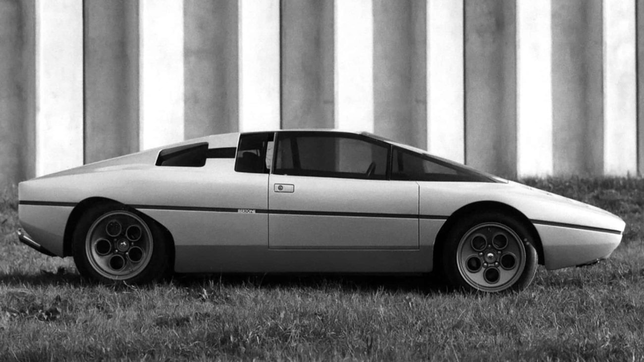 Lamborghini Bravo, un icono italiano con interior de Alcantara