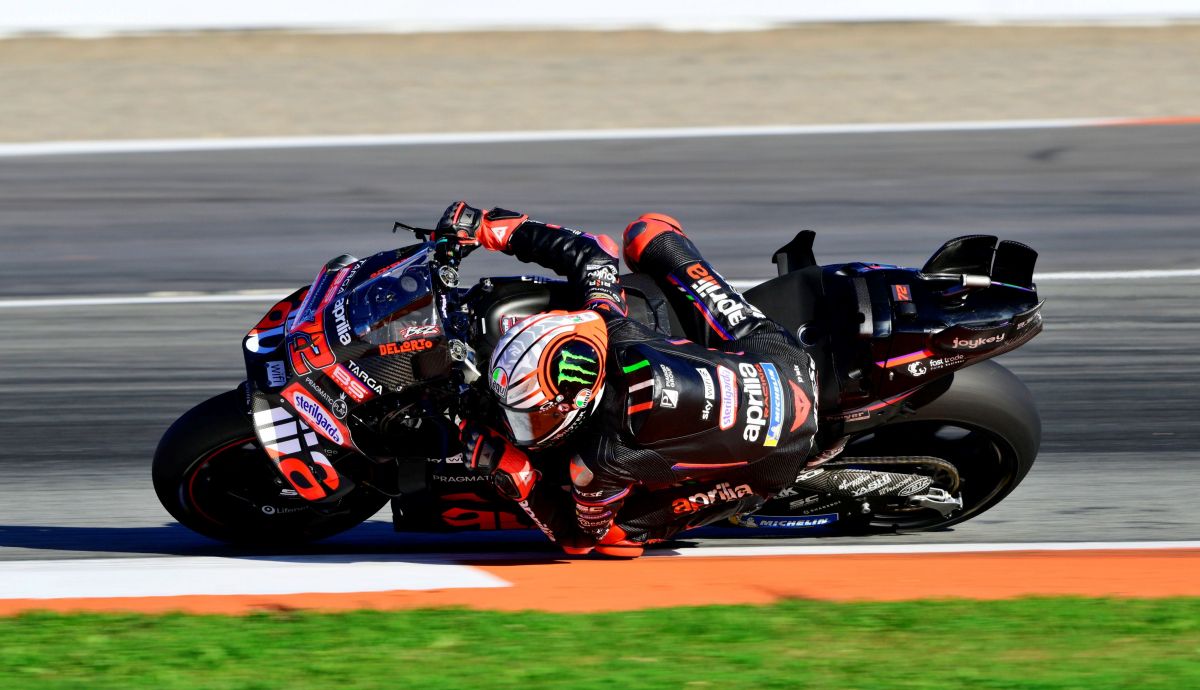 Marco Bezzecchi logra apretadísima pole ante Álex Márquez