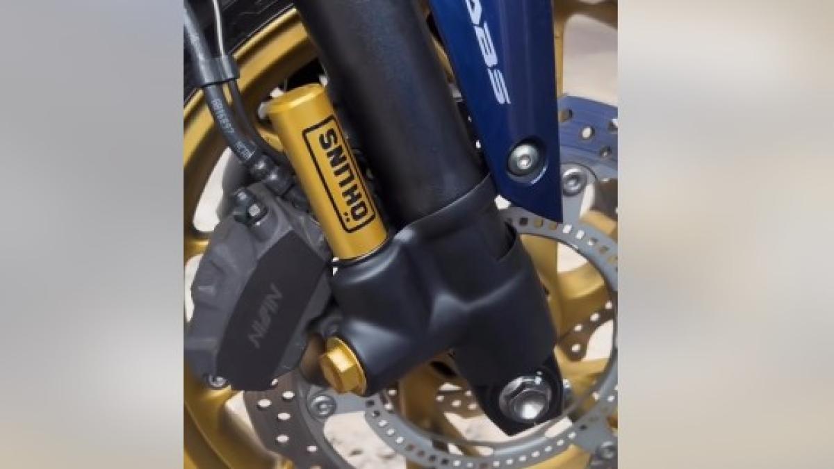 Cuando te gustaría montar una horquilla Öhlins de SBK en tu moto pero en tu cuenta corriente solo hay telarañas