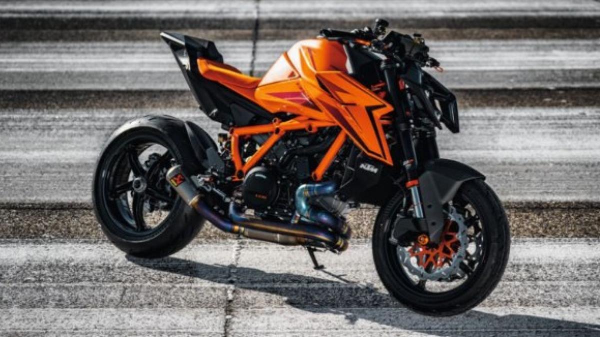 Una brutal KTM 1390 Super Duke RR está en camino, todavía más equipada y ligera