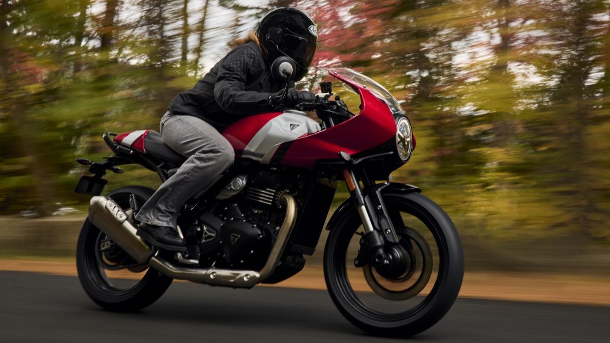 Llega la Triumph Thruxton 400 para el A2, con todo el sabor de las café racer británicas