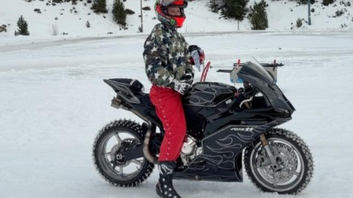 Quartararo demuestra lo que se puede hacer con una Yamaha R9 muy especial sobre la nieve