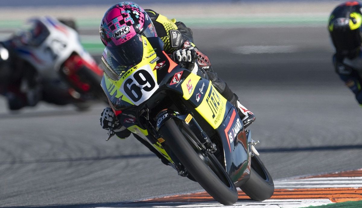 Fernando Bujosa: Siempre hacia arriba