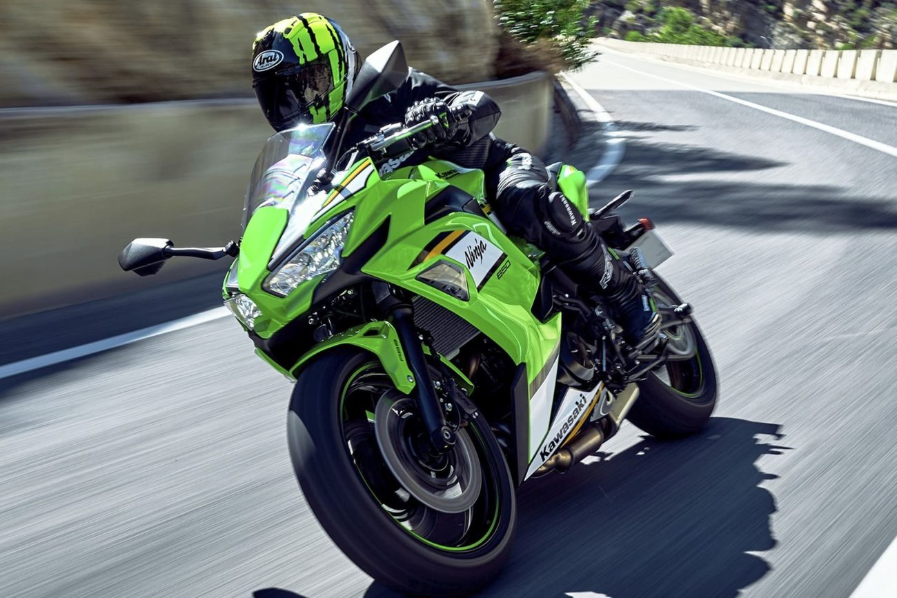 Nuevo RX-7V EVO 2026: Arai renueva estéticamente su buque insignia