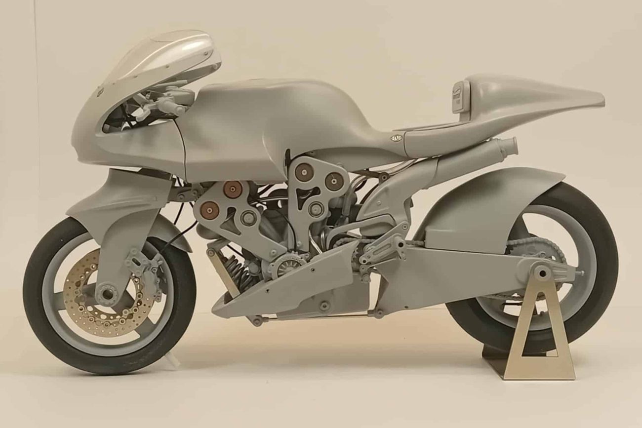 Ya puedes convertirte en el feliz propietario de una Britten V1000… Aunque sea a escala 1:12