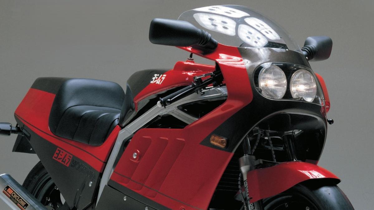 La moto superdeportiva retro japonesa de edición limitadísima, obra de un gurú de las GSX-R de circuito, la Tornado F-1