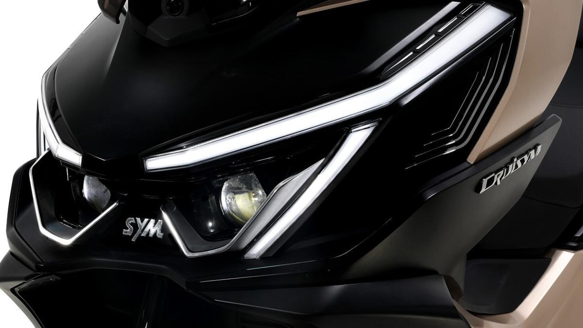 El agresivo scooter GT para el carnet A2 con un diseño y equipamiento que te dejan sin palabras, el nuevo SYM Cruisym 400