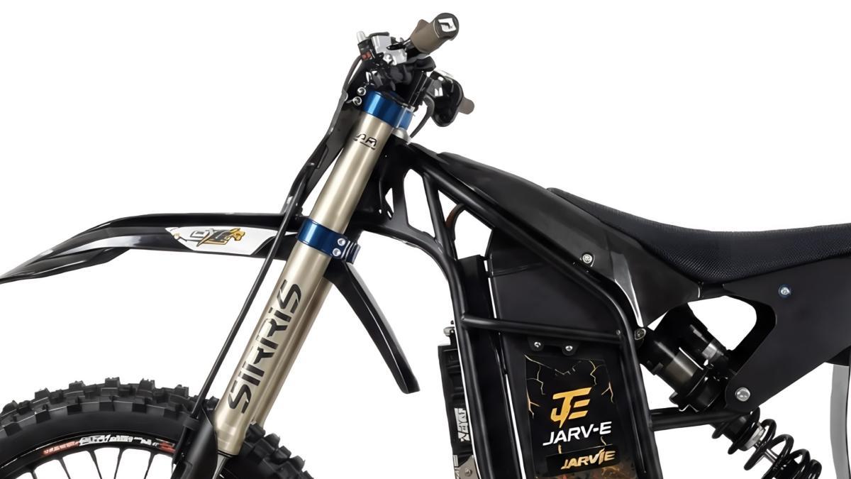 El piloto rey del hard enduro diseña su propia moto y es un verdadero avión, así es la poderosa Jarv-E 2026
