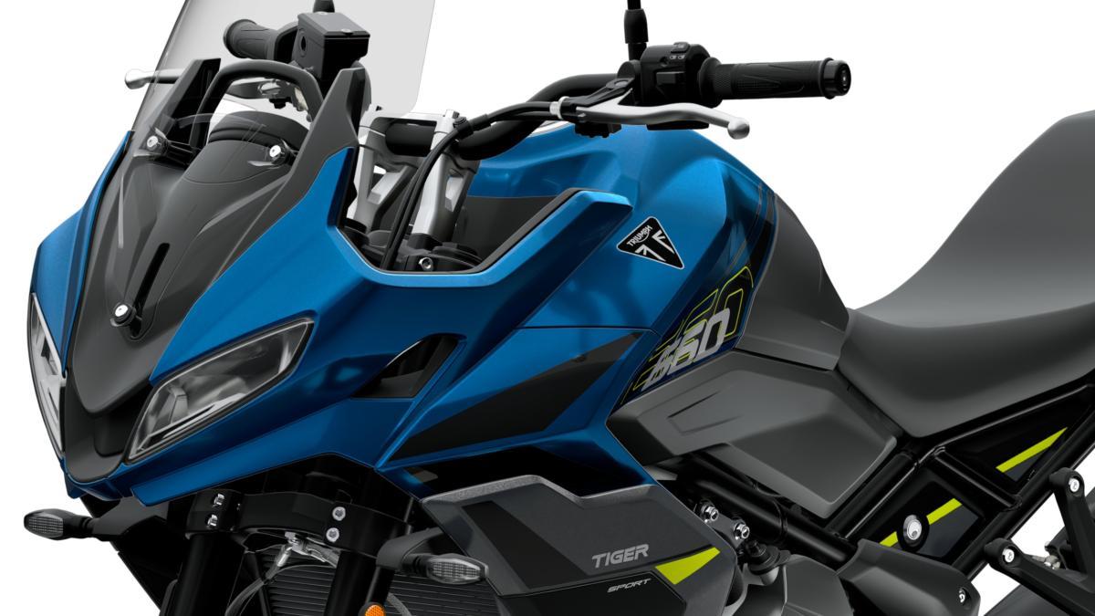 Llega la moto trail crossover tricilíndrica peso medio renovada y con 14 CV más de potencia, la nueva Triumph Tiger Sport 660