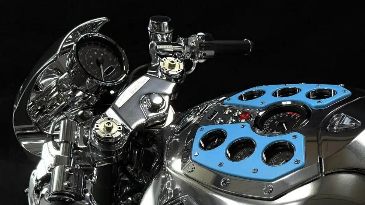 La espectacular y artesanal moto que vale como una casa y de la que solo se fabricarán cinco unidades