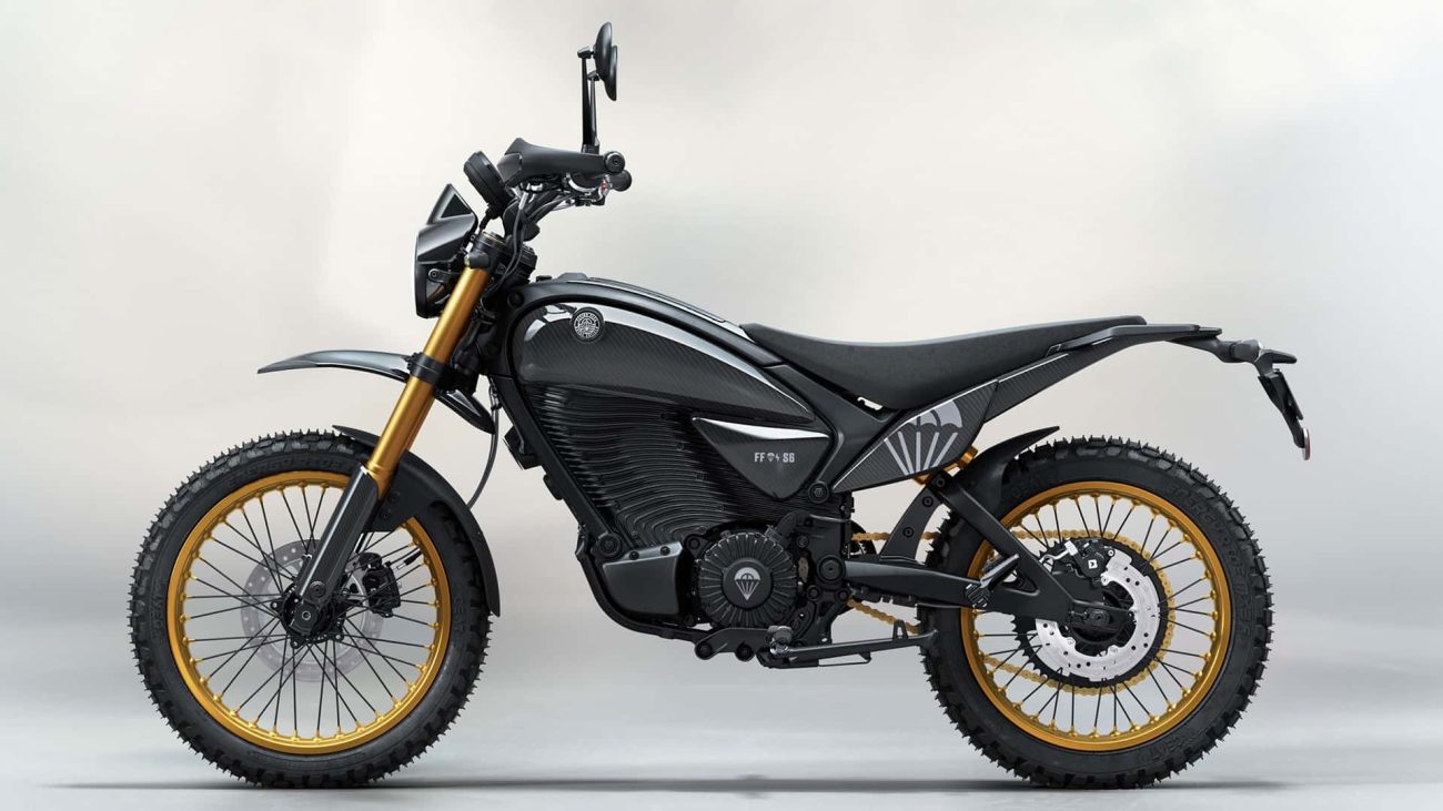 claves de esta scrambler eléctrica