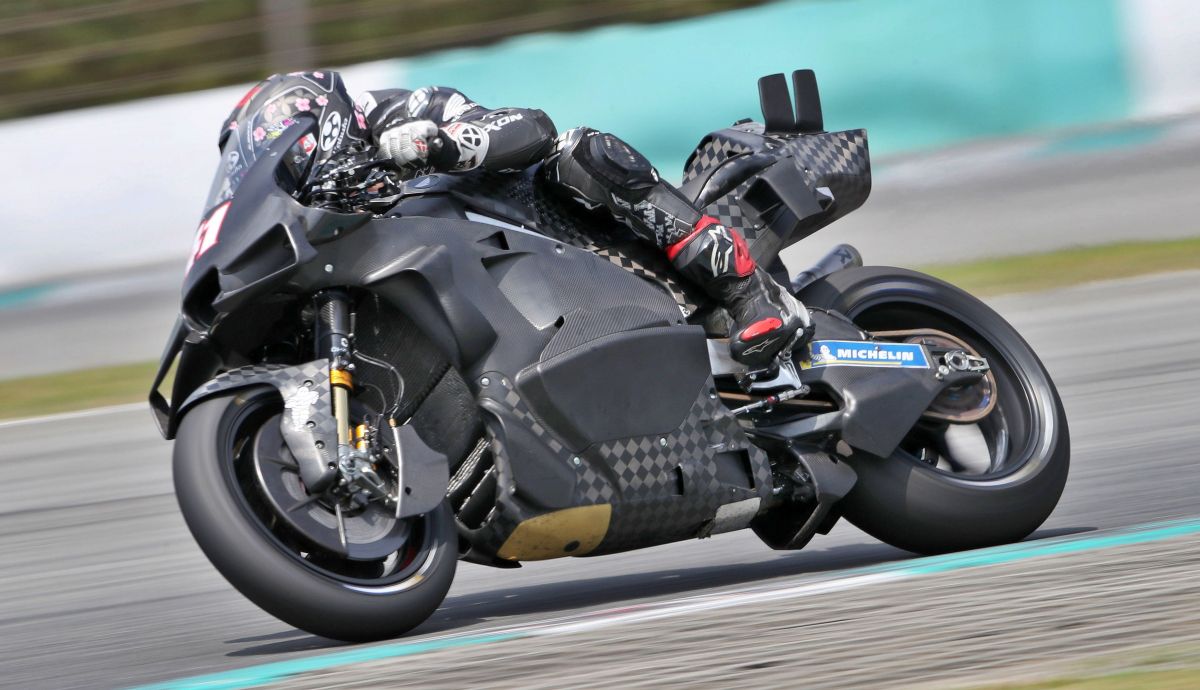 Aleix Espargaró y Pol Espargaró superan a las Yamaha en el último día de Shakedown Test