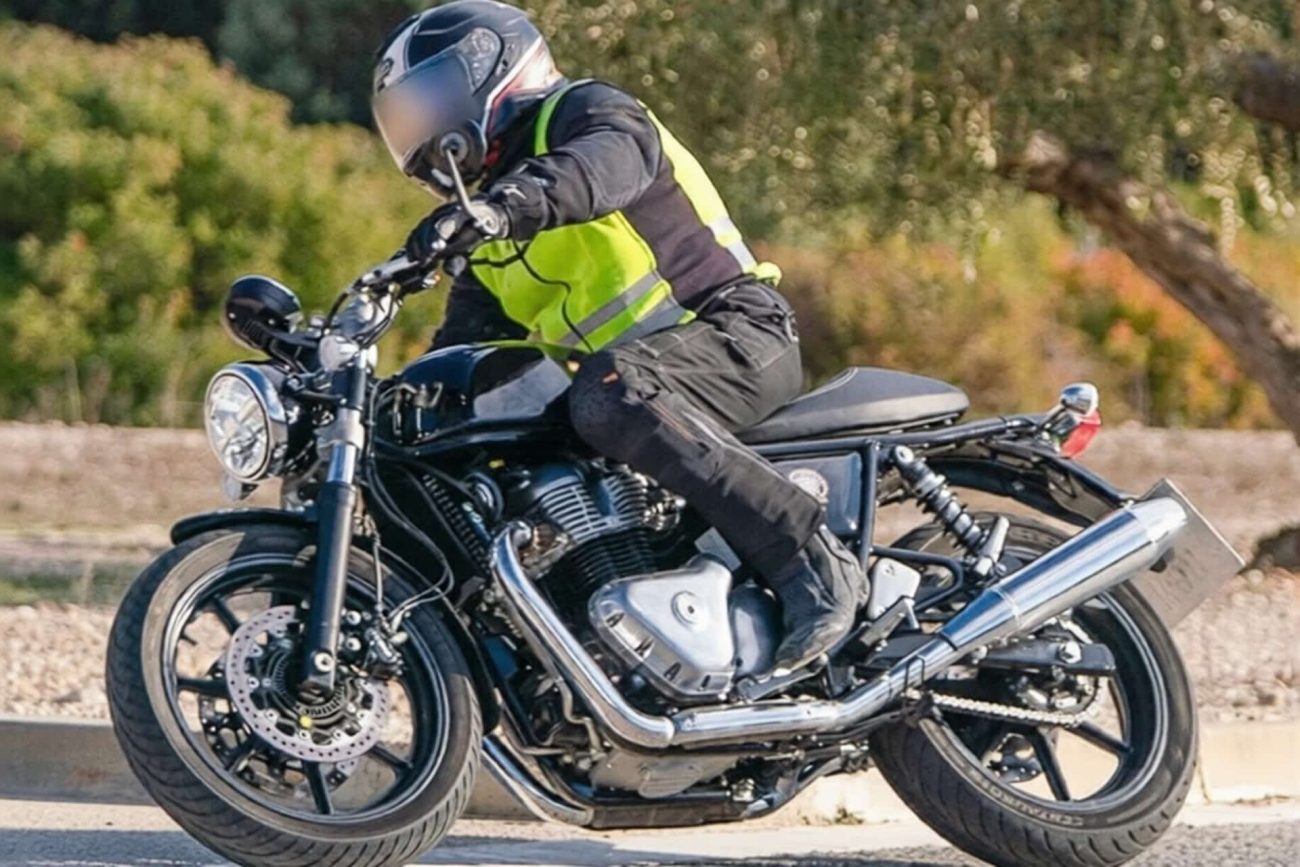 La futura Continental GT 750 reaparece en forma de mula de pruebas