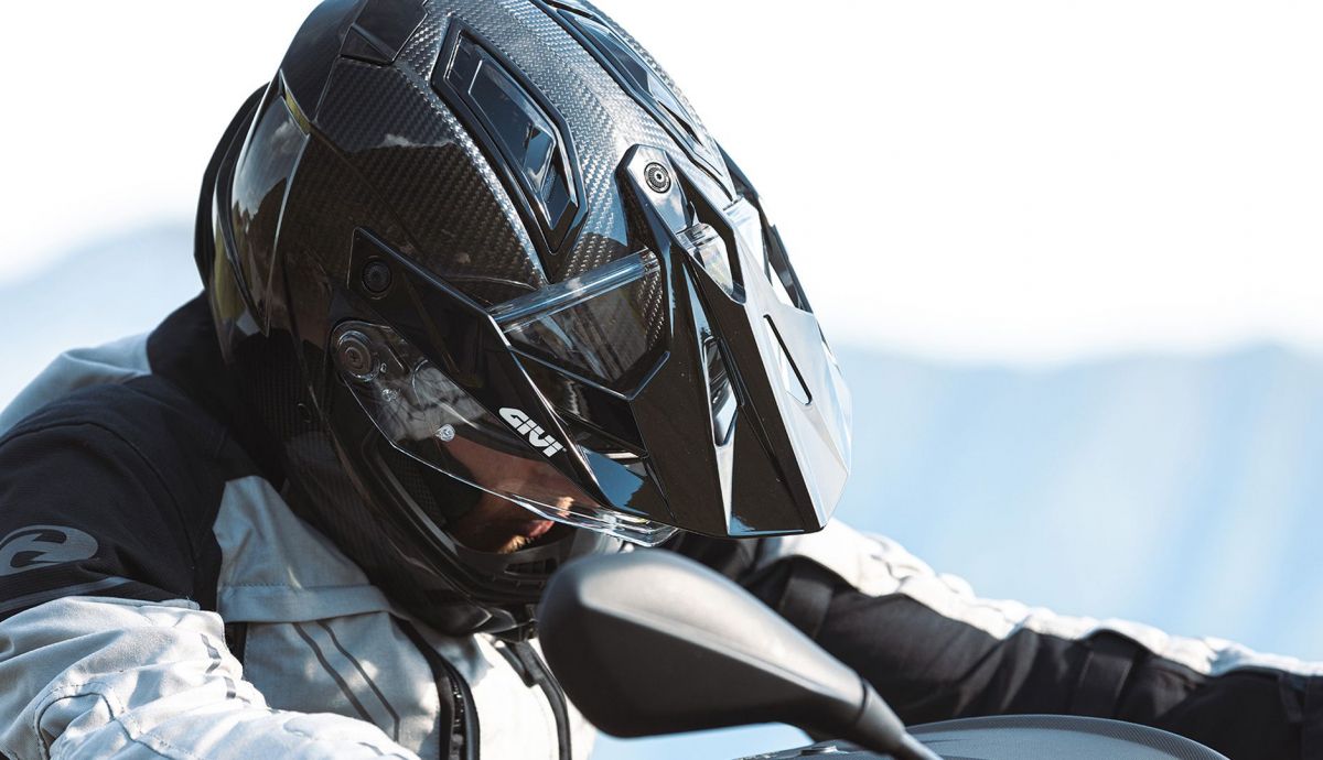 Givi HPS 80.1, el casco más avanzado de la firma italiana
