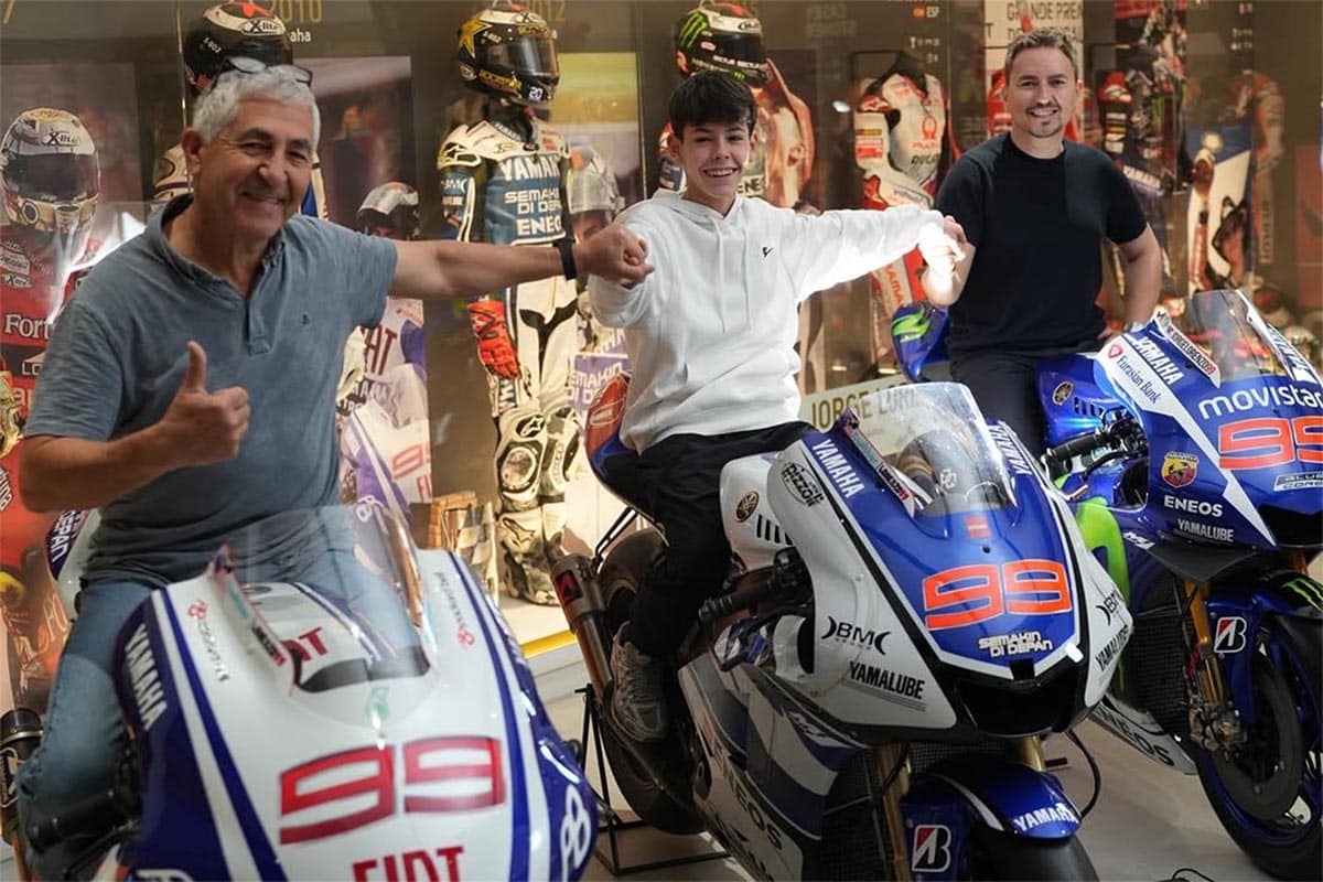 Jorge Lorenzo estrena nueva faceta, la de manager