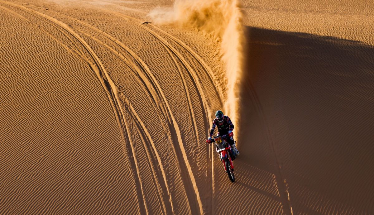 Tosha Schareina gana y sueña con el podio y Daniel Sanders otra vez líder del Dakar 2026