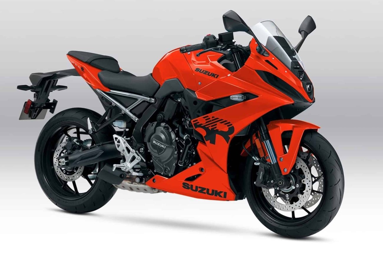 La GSX-8R llega a España este 2026 estrenando un nuevo color naranja