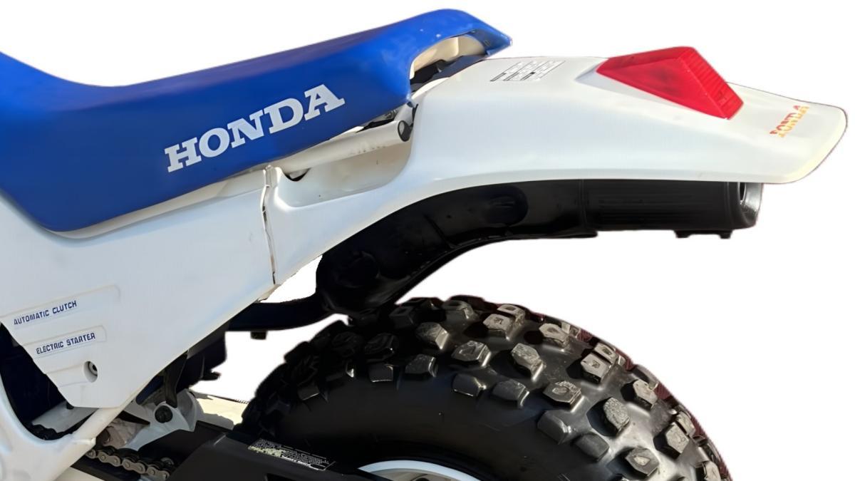La moto todoterreno ochentera de Honda que hace furor y por la que se están pagando fortunas, una atractiva fun bike