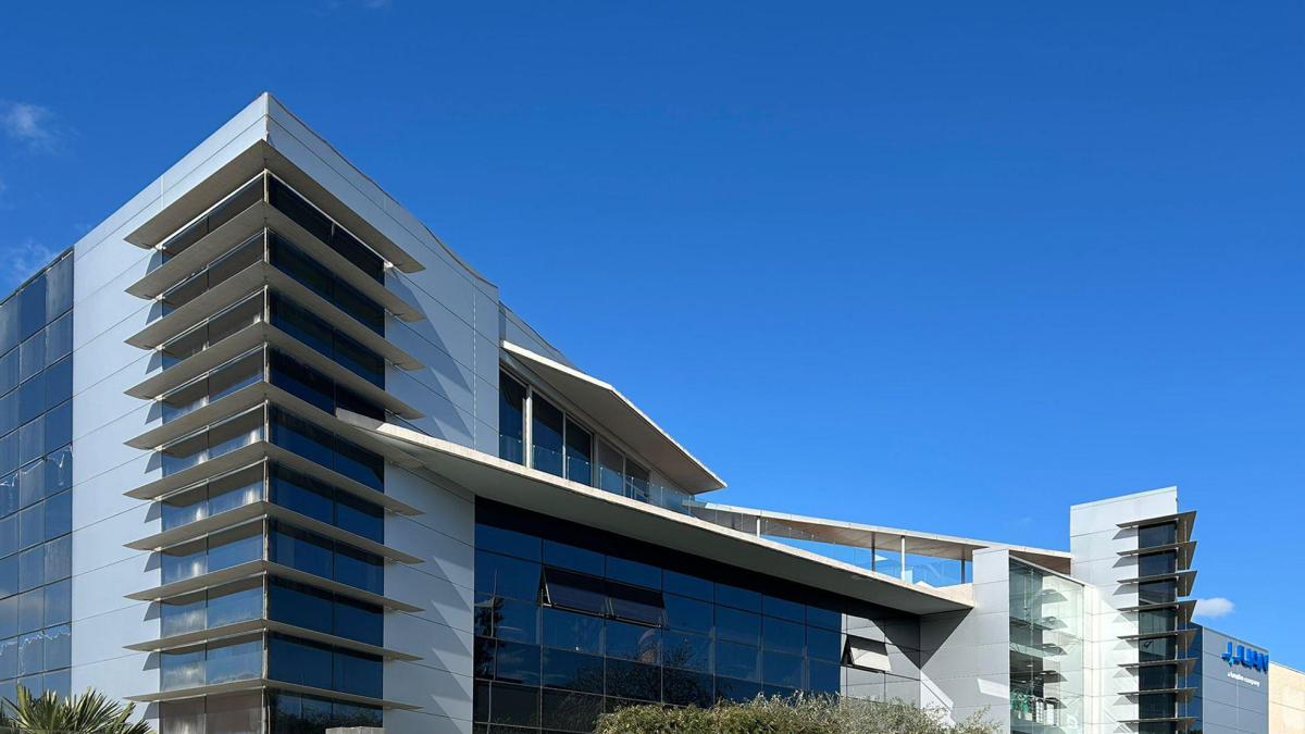 J. Juan inaugura una nueva planta de producción de 5.000 m² en Gavà