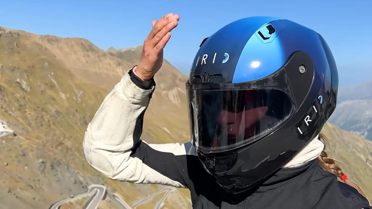 Tres hermanos crean la visera para cascos de moto que se oscurece en 1 segundo, la revolución del cristal líquido de IRID