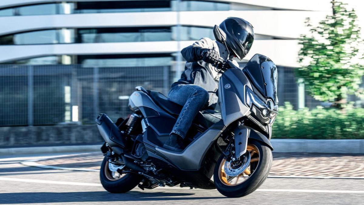 El Yamaha NMax que es todavía ‘max’ que el que tenemos aquí... pero que no llegará