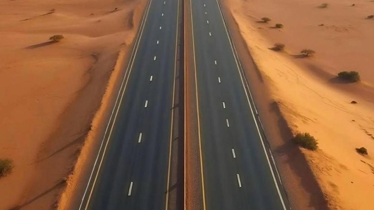 así es la autopista de récord Guinness en Arabia Saudí
