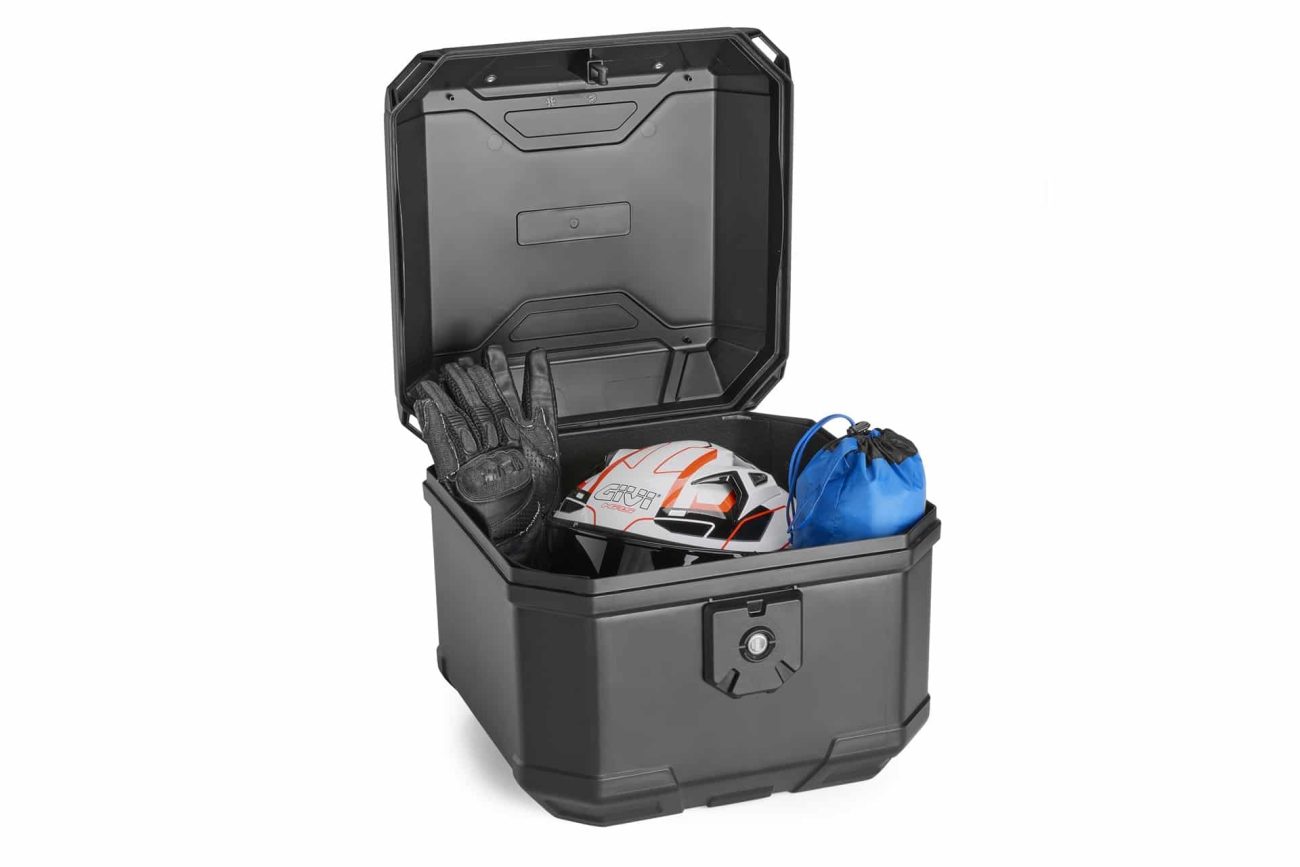 GIVI Bernina B38: El nuevo baúl urbano que combina versatilidad con un diseño minimalista