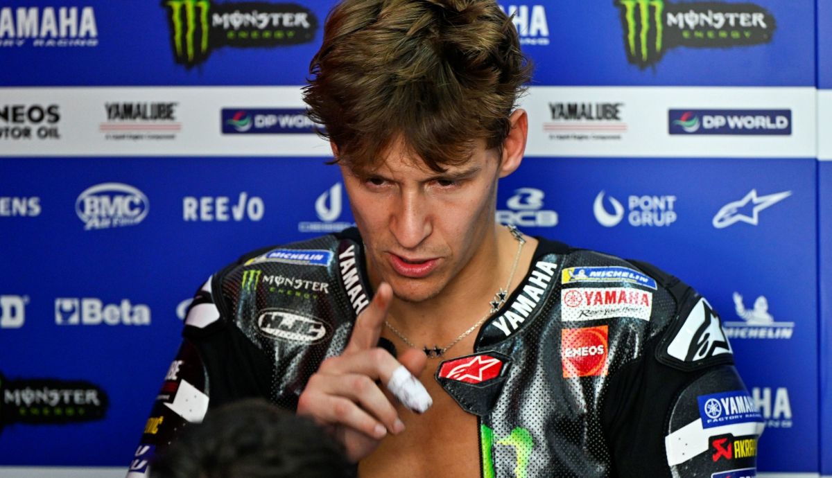 Fabio Quartararo se rompe el dedo y es baja en el Test Sepang: "No sé qué ha pasado"