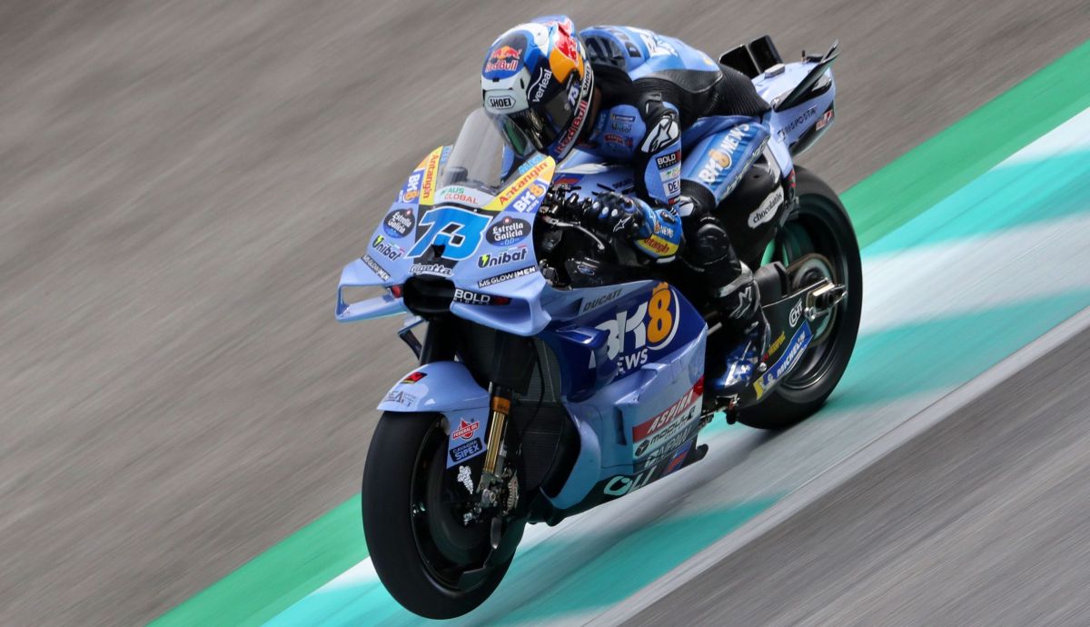Álex Márquez comanda Test y Bezzecchi se cuela a las Ducati