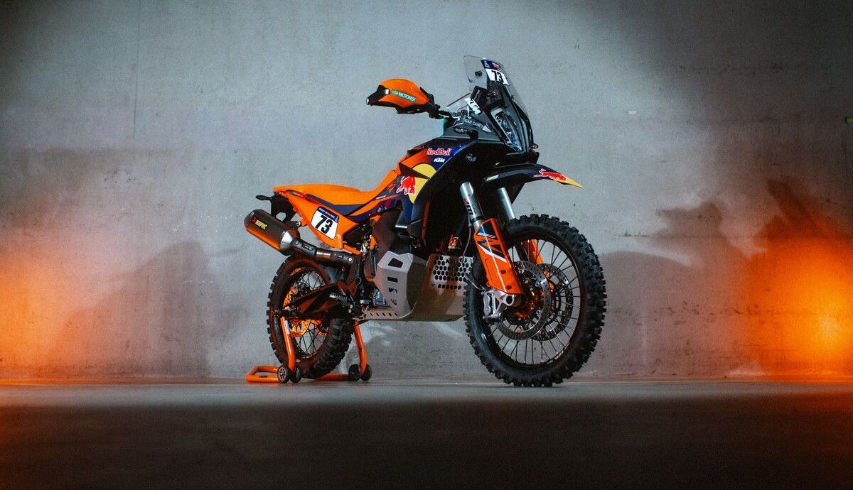 KTM 890 Adventure R Rally 2026. La variante más deportiva...