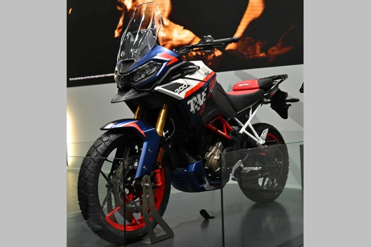 TVS da a conocer la versión europea de su Apache RTX 300 en el concurrido “Salon du 2 Roues” de Lyon