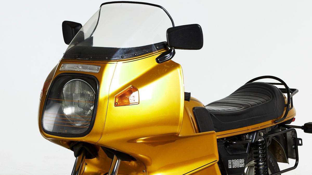 La BMW R100RS cumple 50 años, la primera moto con un verdadero carenado integral diseñado por el viento