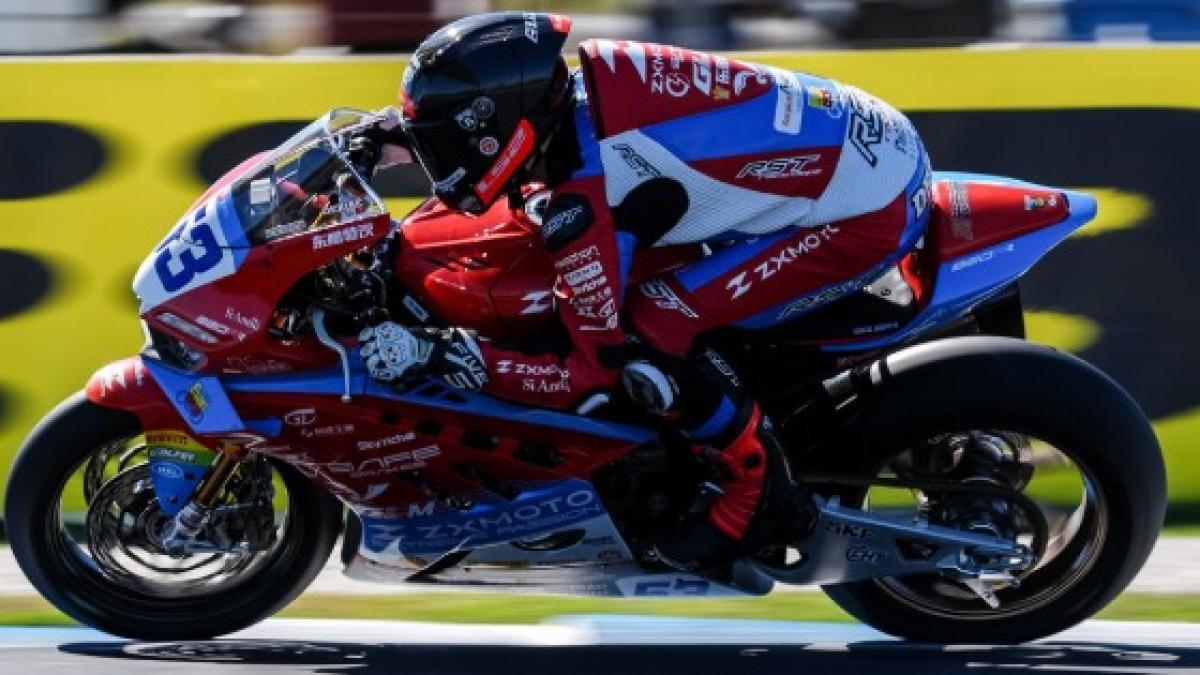 Así fue el estreno de la nueva moto china en el Mundial de SBK: ¡sencillamente, sorprendente!