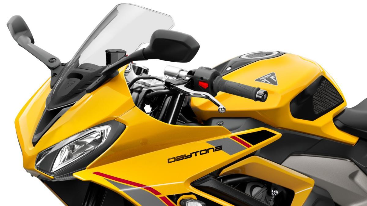 Llega la renovación de la moto sport turismo británica de tres cilindros, ahora más equipada y completa