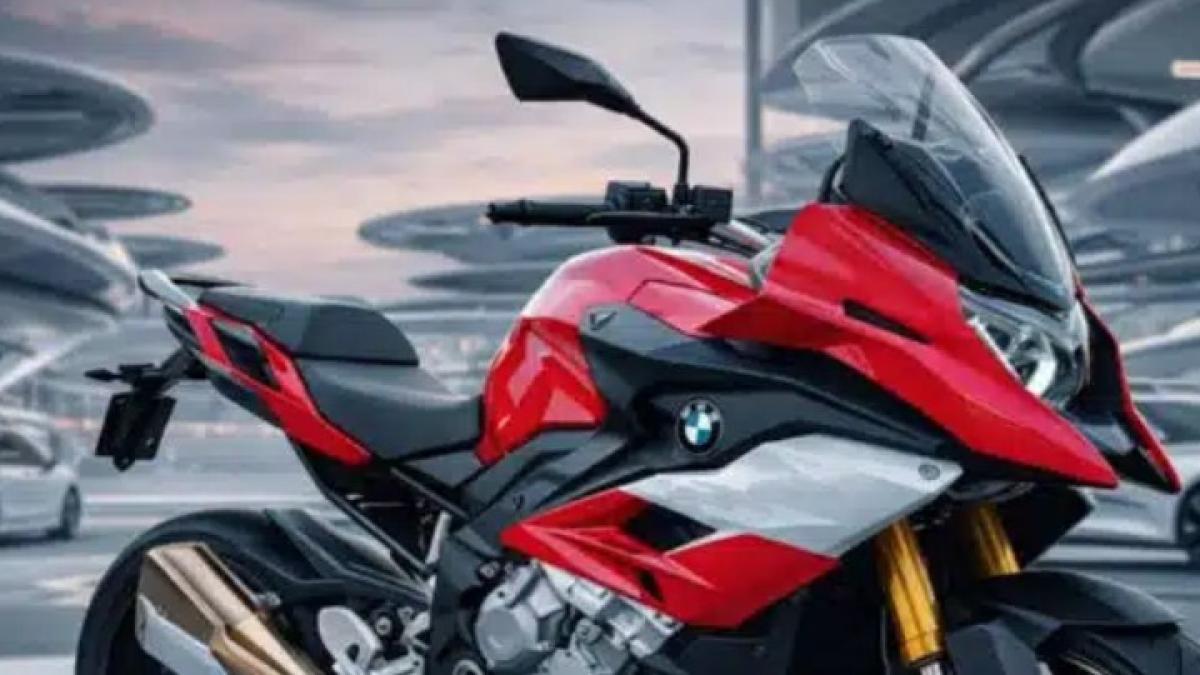La potente moto crossover de BMW, la S 1000 XR, cambiará de cara en 2027