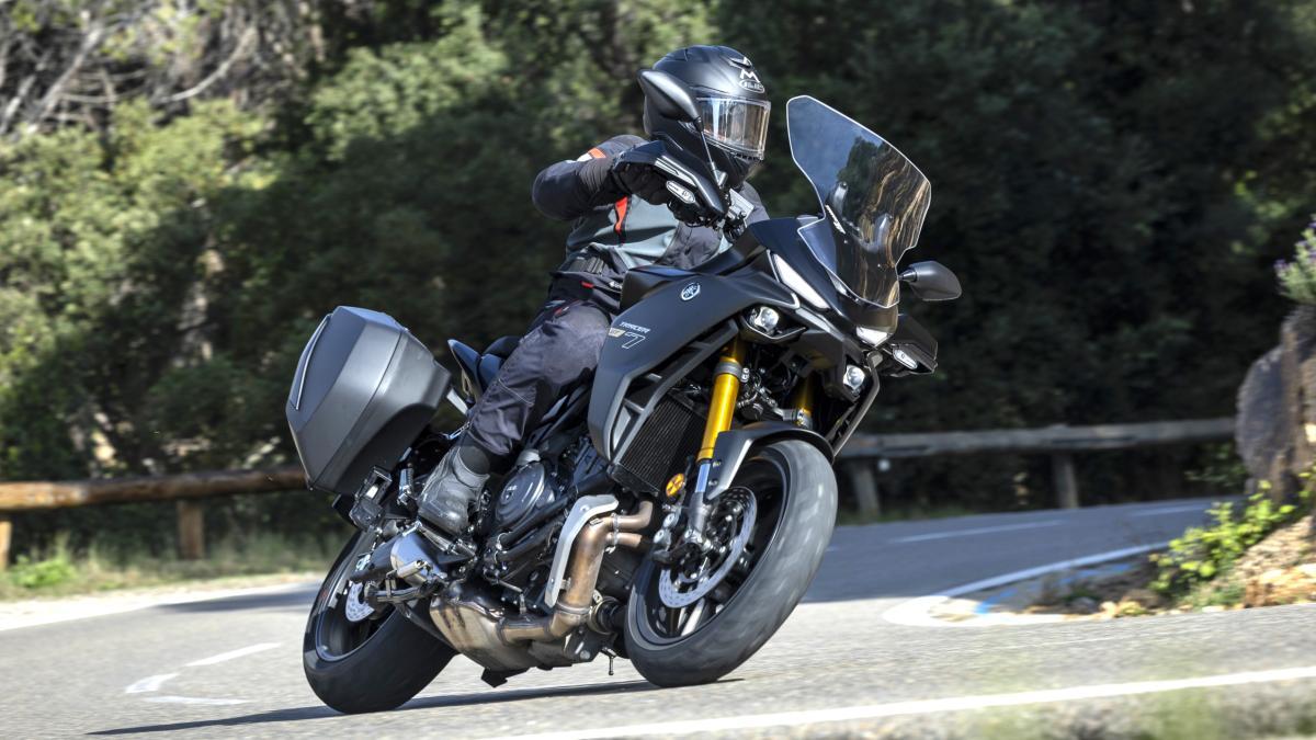 Sport Touring sin embrague, pero con toda la emoción