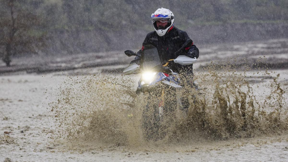 Prueba de la BMW F 450 GS: toda una auténtica GS