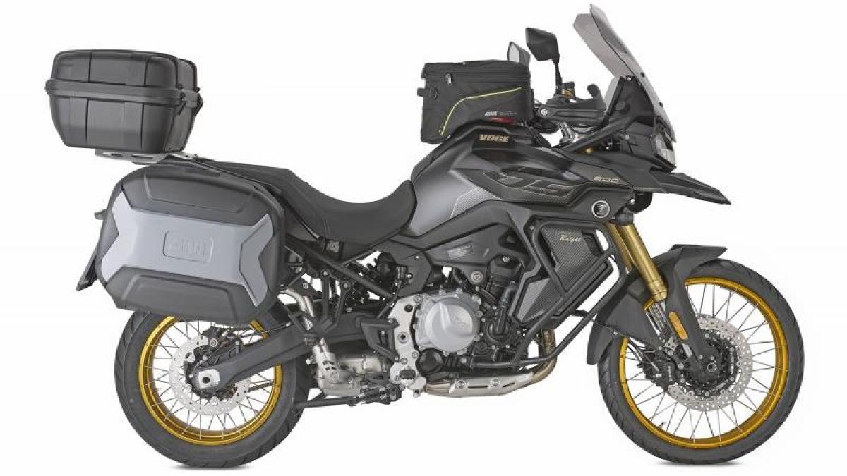 La Voge 900 DSX, la favorita de los moteros en 2025, se equipa de arriba a abajo para afrontar cualquier aventura